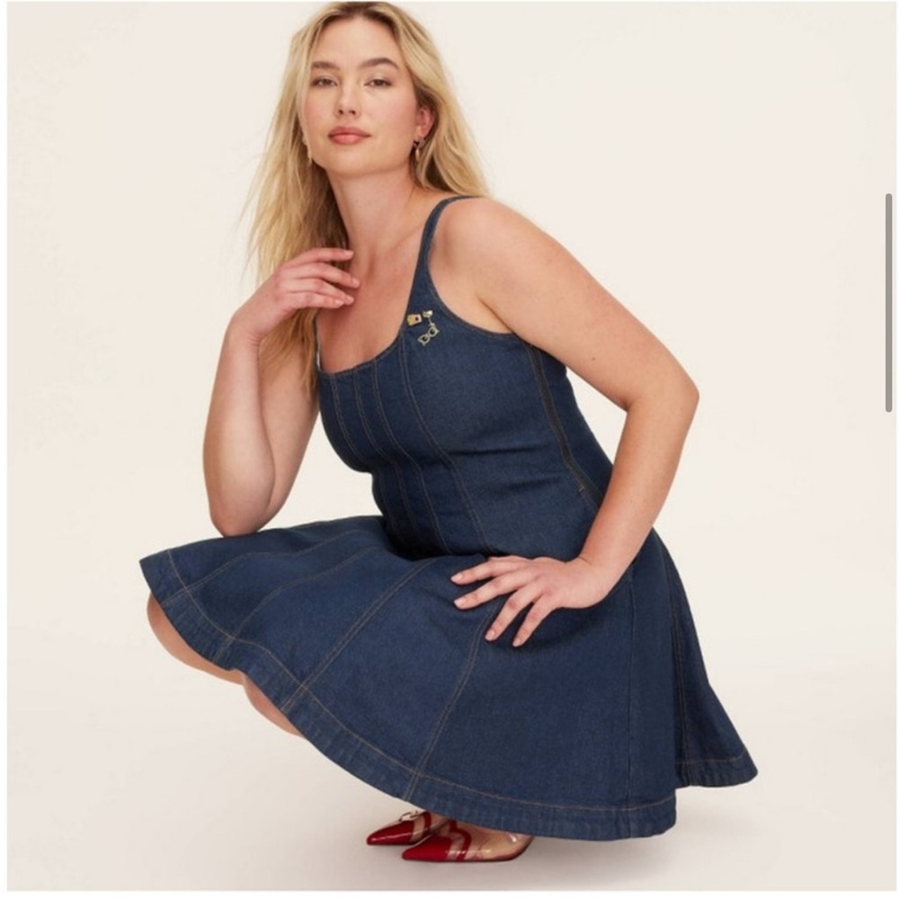 Denim Sleeveless Dress - Picture 4 of 10
